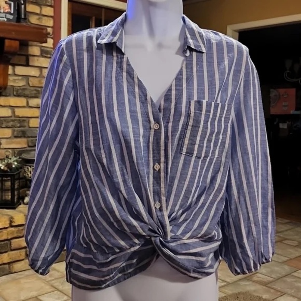 Haute Monde 100% Cotton‎ Blue Collared Front Tie Striped Button Down Shirt Sz. M
